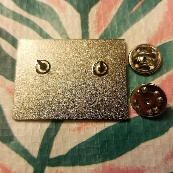 Retro "Life is Beautiful" Enamel Pin Brooch NWOT - Picture 3 of 4